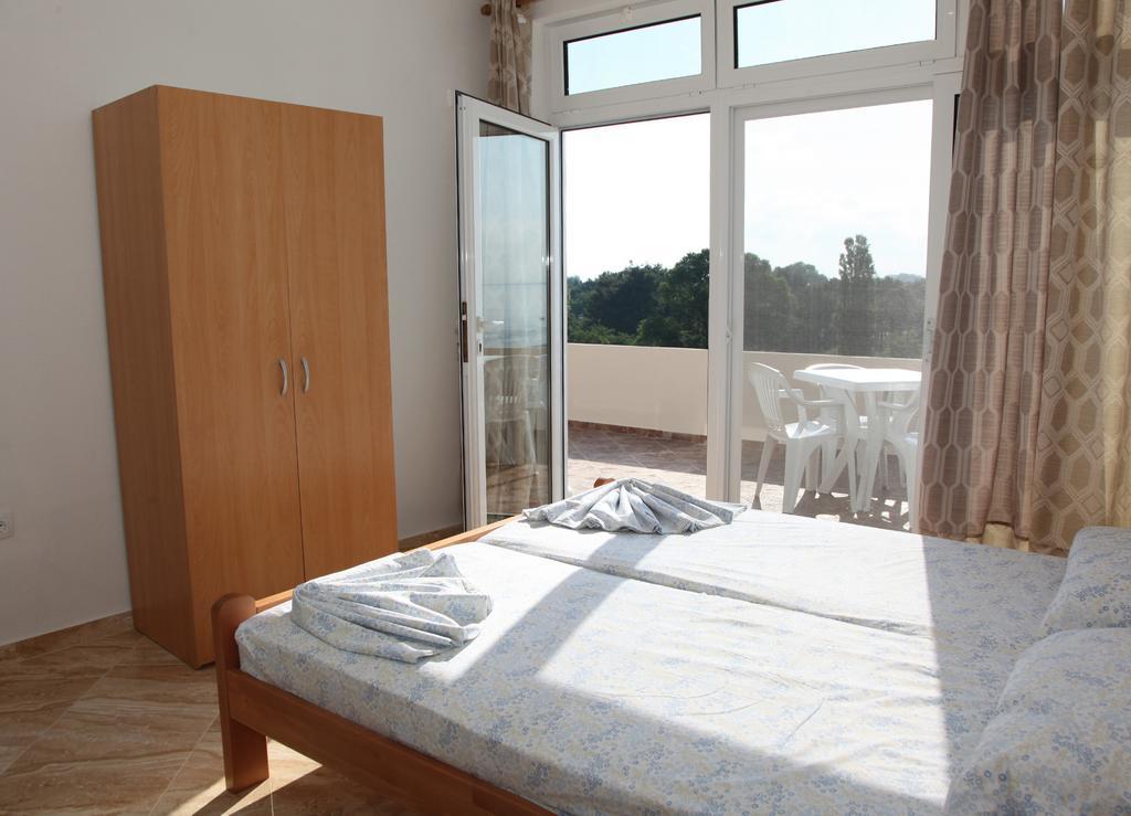Sand And Sea Apartments Ulcinj Extérieur photo