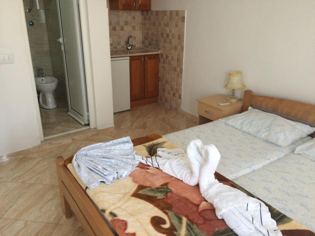Sand And Sea Apartments Ulcinj Extérieur photo