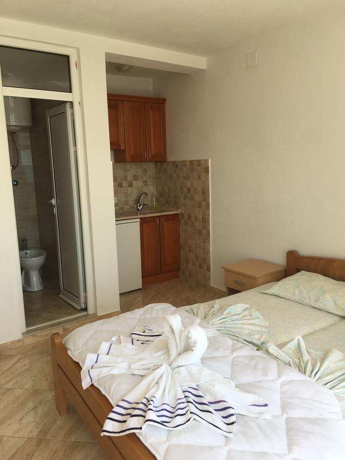 Sand And Sea Apartments Ulcinj Extérieur photo